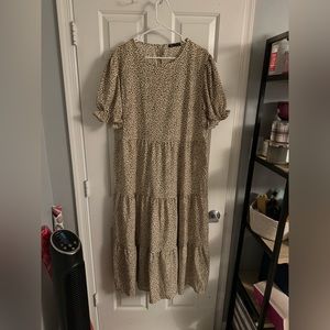 Casual Boho dress in cheetah print. Size XL (has a looser fit).